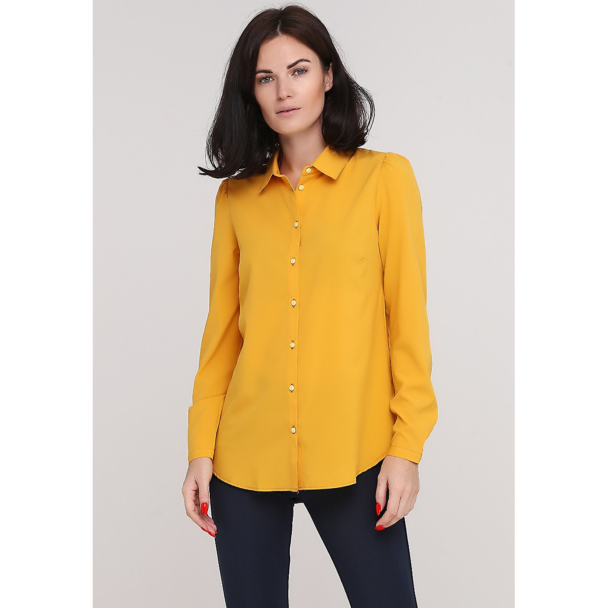 Горчичная рубашка. Женская блузка горчичная. Рубашка горчичного цвета женская. Блуза горчичного цвета. Горчичневая кофта рубашка.