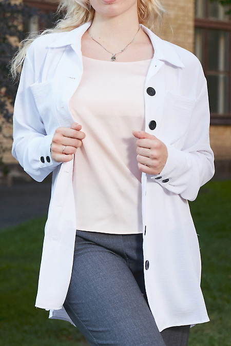 Блузка спереду накладні кишені. Діловий жіночий одяг фото