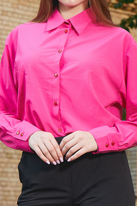 Блузка малинового цвета.  Деловая женская одежда фото