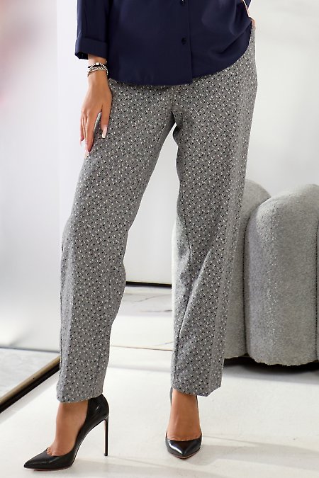 Брюки  по бокам карманы. Одежда LadyLike фото