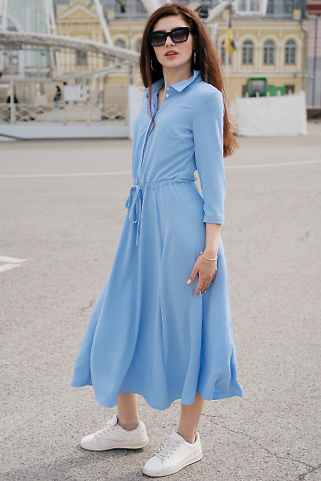 Сукня блакитна з куліскою. Діловий жіночий одяг фото