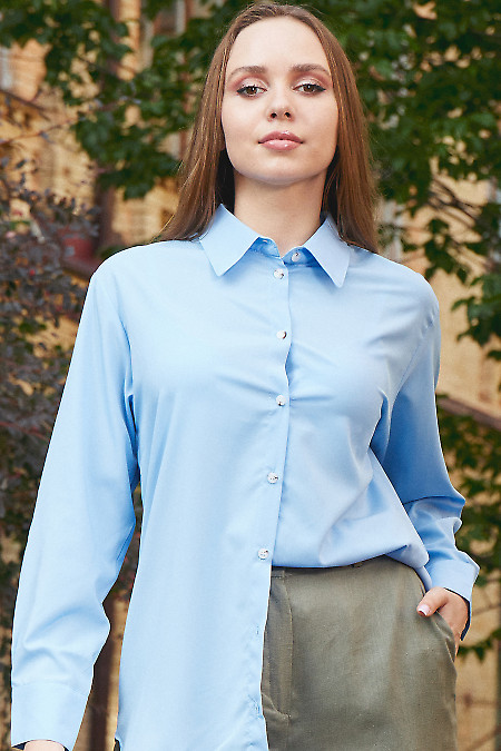   Блузка голубого цвета.  Деловая женская одежда фото