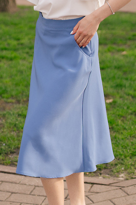 Спідниця  попелясто-синього кольору. Діловий жіночий одяг фото