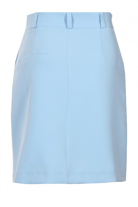 Коротка спідниця блакитного кольору. Діловий жіночий одяг фото