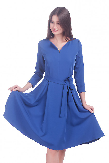  Платье синее пышное с поясом Деловая женская одежда фото