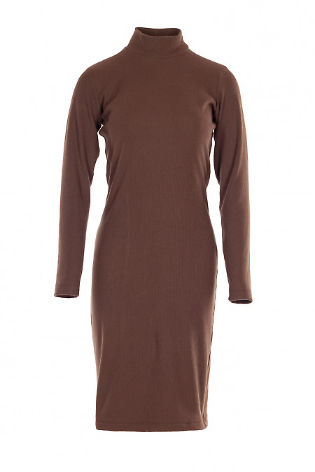 Утепленное коричневое платье чехол.Деловая женская одежда фото