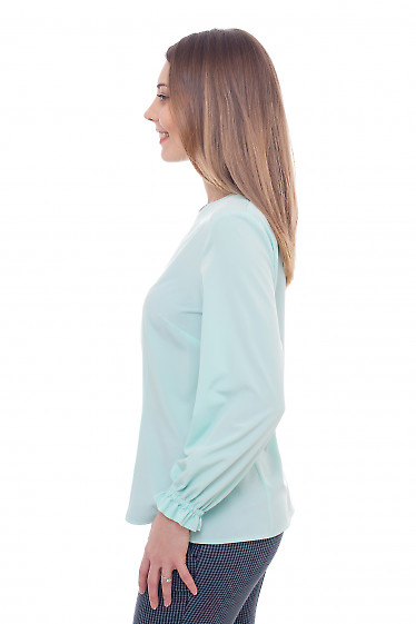 Бирюзовая блузка с круглым вырезом горловины