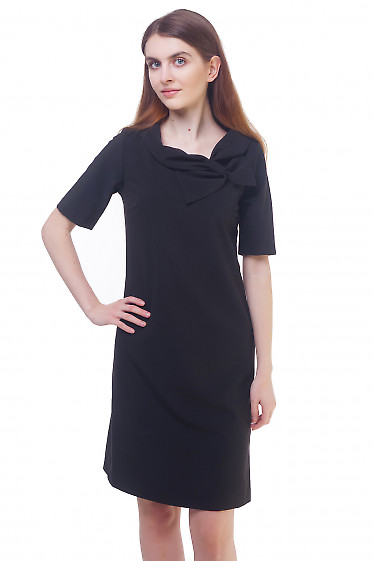 Платье черное с бантом на воротнике Деловая женская одежда