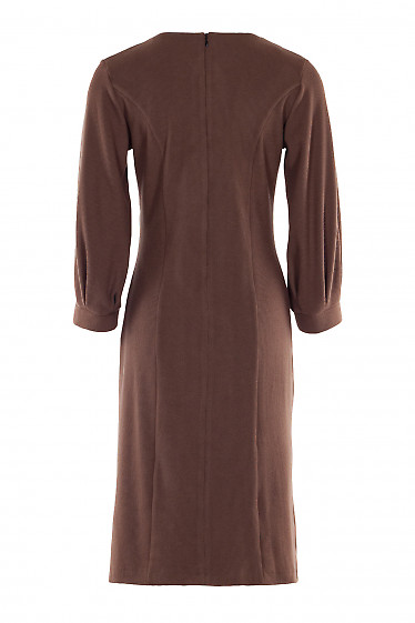 Купить платье трикотажное коричневое с защипами. Деловая женская одежда фото