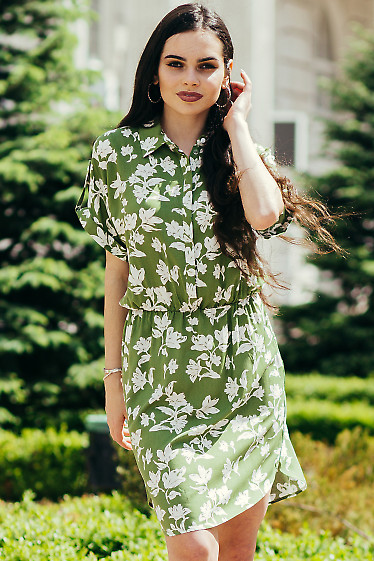 Легкое штапельное зеленое платье в цветы. Деловая женская одежда фото